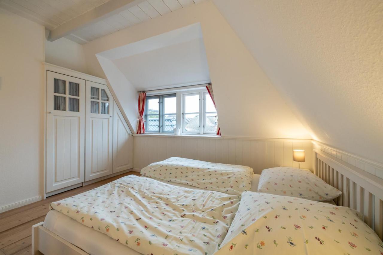 Ferienwohnung Oldsum エクステリア 写真