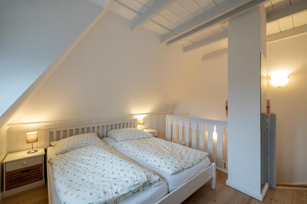 Ferienwohnung Oldsum エクステリア 写真