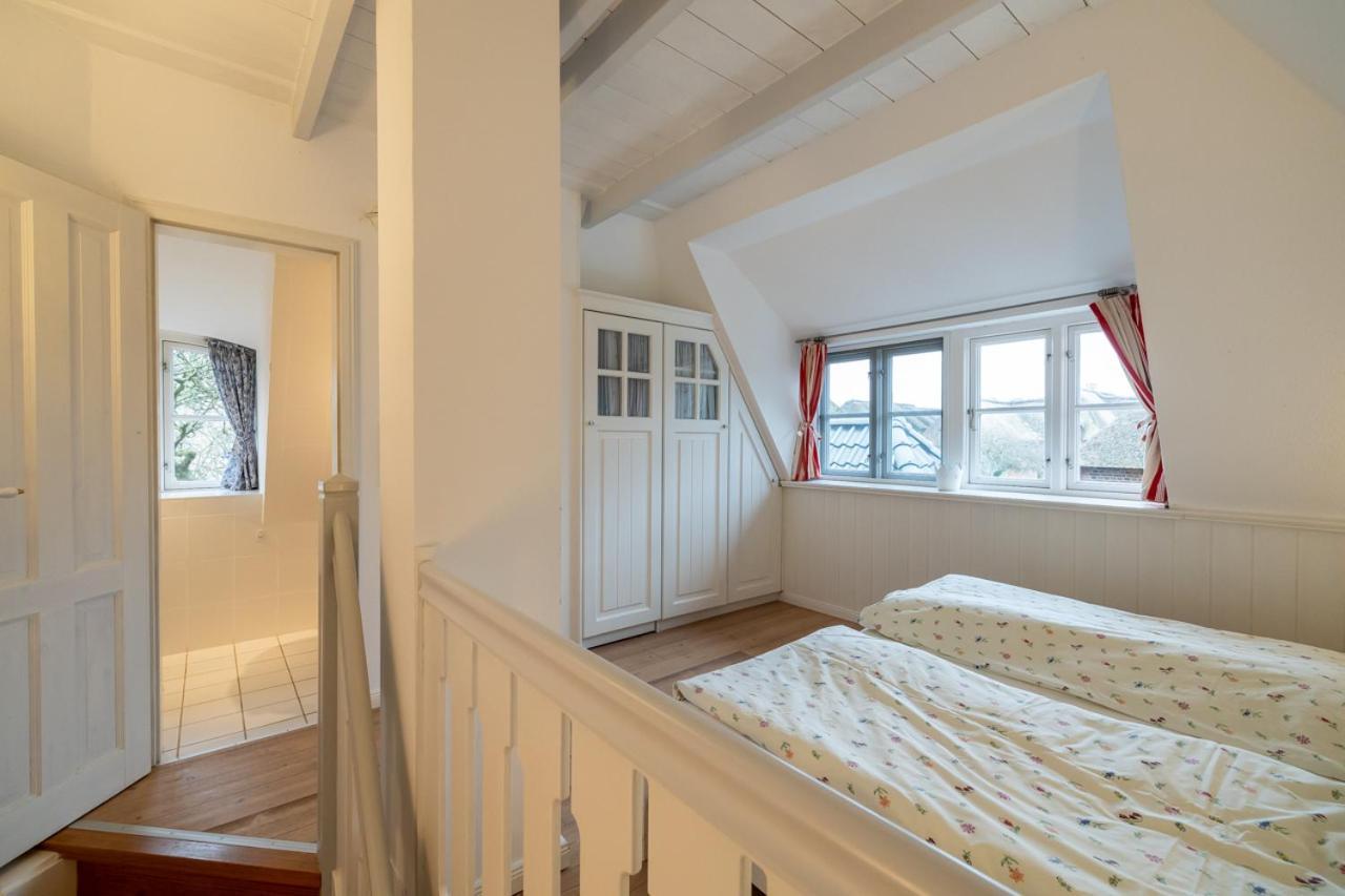 Ferienwohnung Oldsum エクステリア 写真