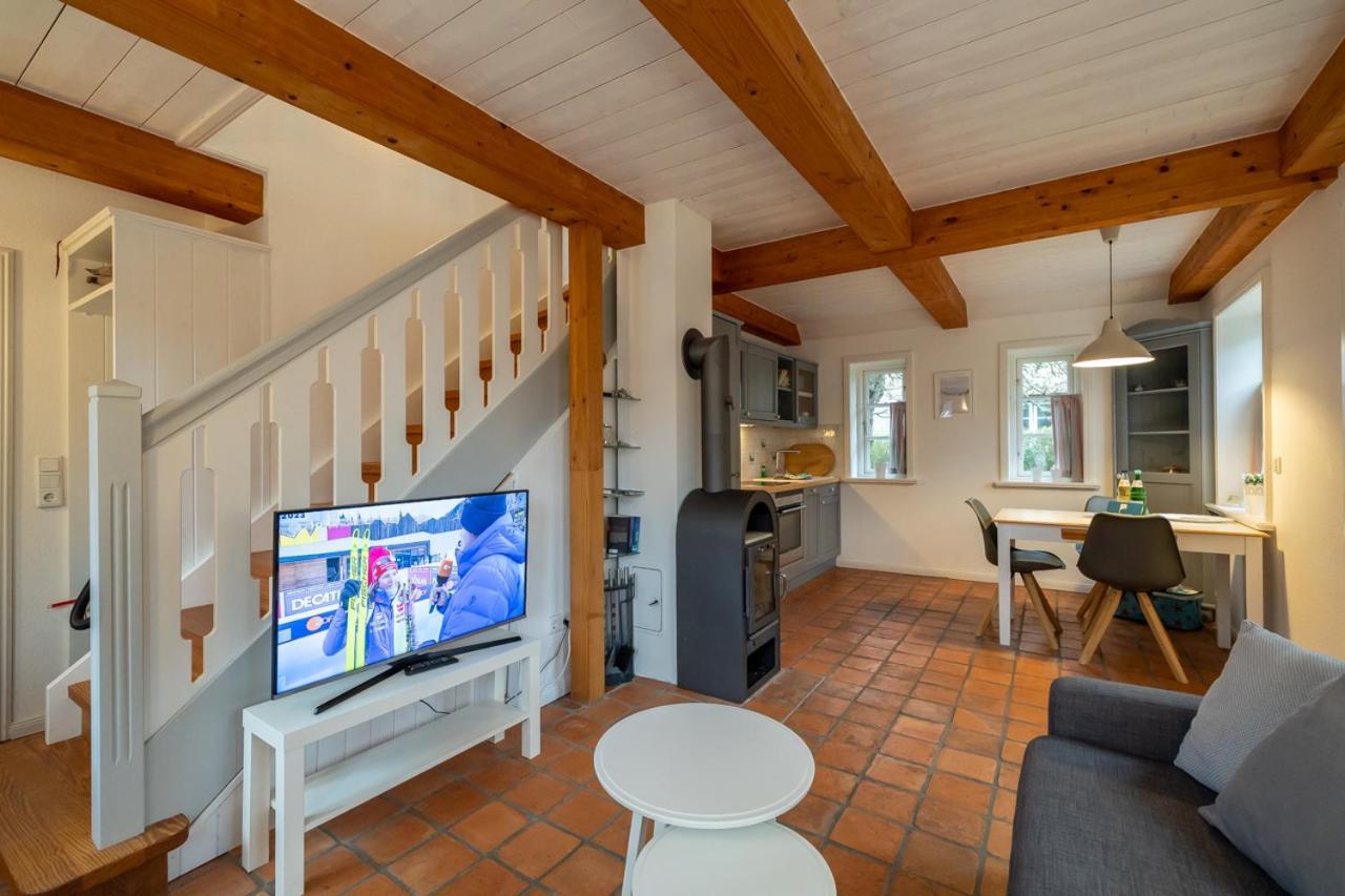 Ferienwohnung Oldsum エクステリア 写真